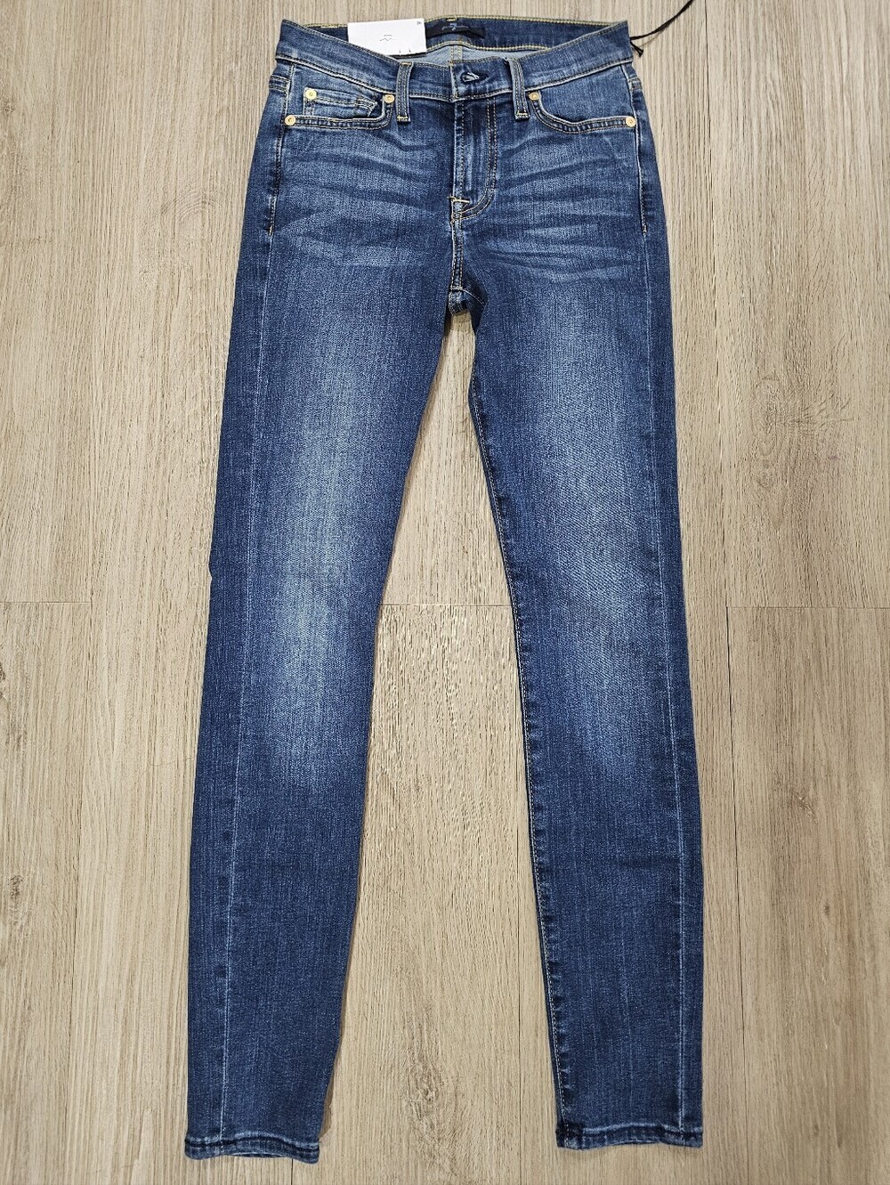 NWT 7 For All Mankind Women's Gwenevere Skinny Jeans Blue Medium Wash in Size 26